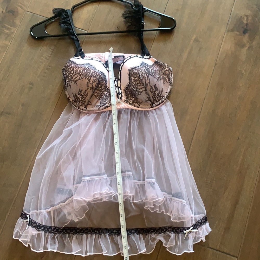 Victoria’s Secret - Picture 13 of 16